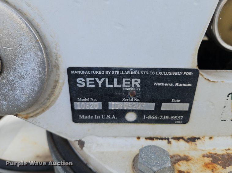 image for item DN7062 2006 Sterling Acterra  utility / service truck