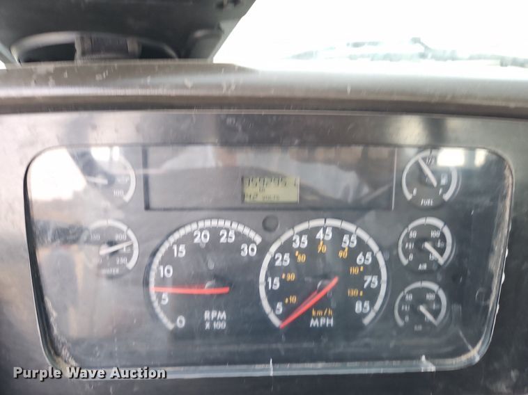 image for item DN7062 2006 Sterling Acterra  utility / service truck