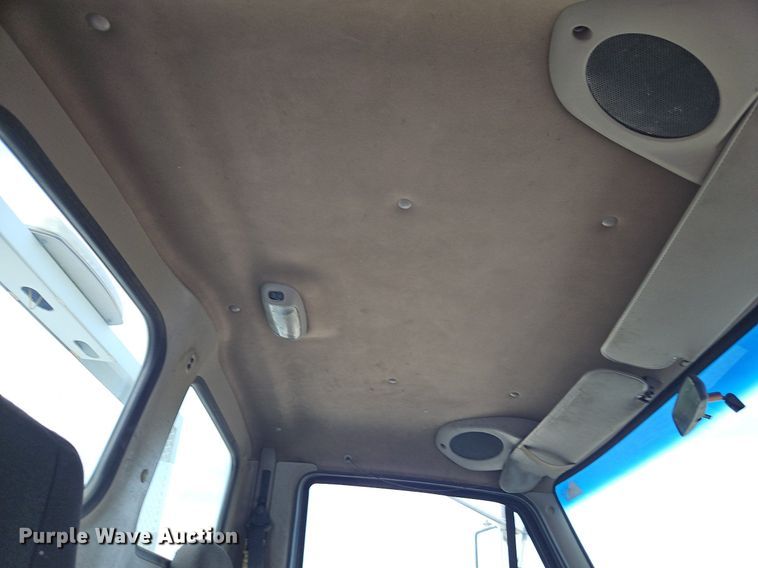 image for item DN7062 2006 Sterling Acterra  utility / service truck