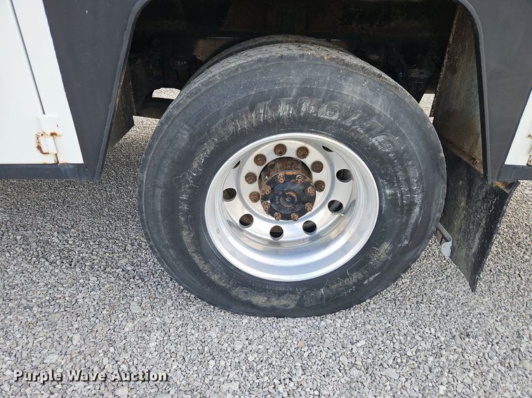 image for item DN7062 2006 Sterling Acterra  utility / service truck