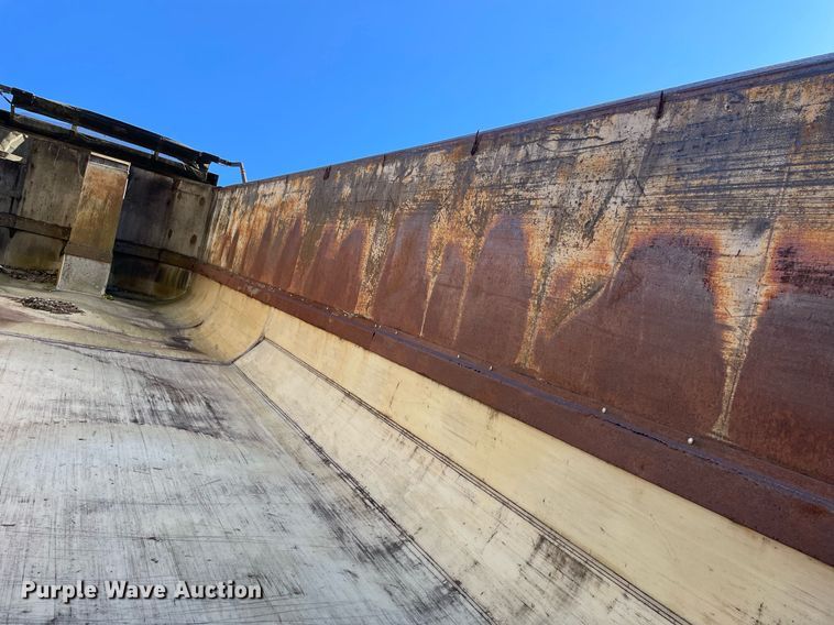 image for item DP0219 1999 Dierzen  end dump trailer