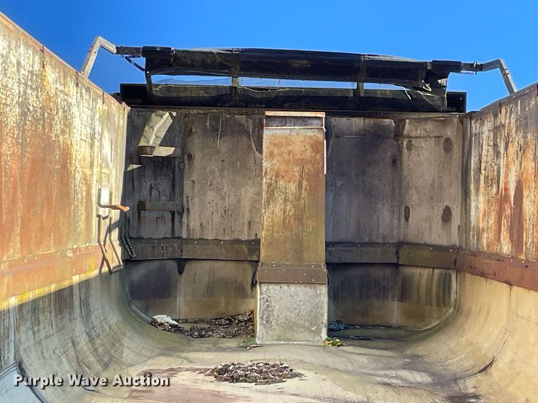 image for item DP0219 1999 Dierzen  end dump trailer