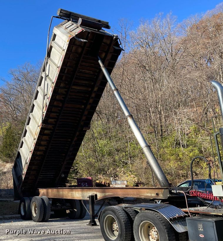 image for item DP0219 1999 Dierzen  end dump trailer