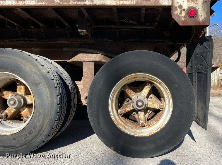 image for item DP0219 1999 Dierzen  end dump trailer