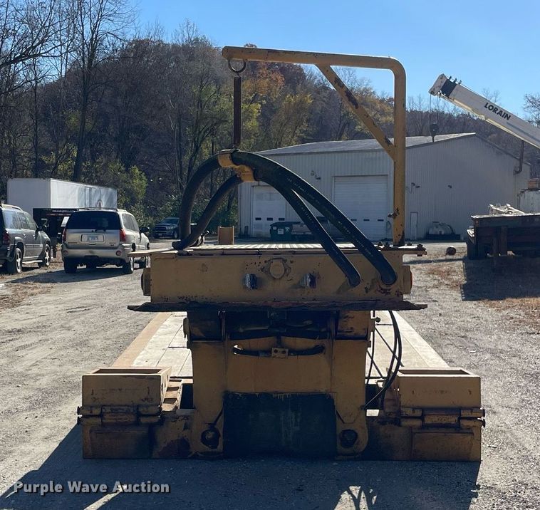 image for item DP0227 1991 Trail King TM100MDG-483  lowboy equipment trailer