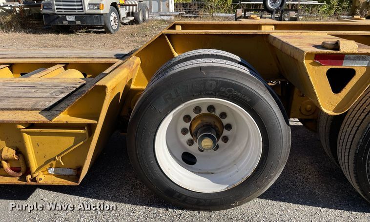 image for item DP0227 1991 Trail King TM100MDG-483  lowboy equipment trailer