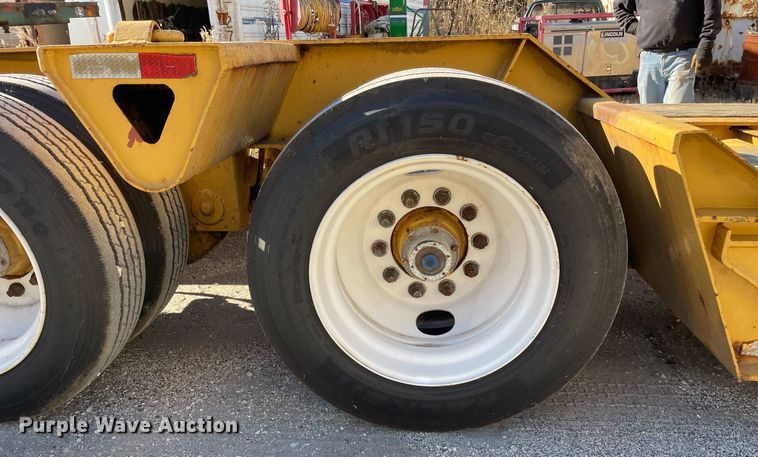 image for item DP0227 1991 Trail King TM100MDG-483  lowboy equipment trailer