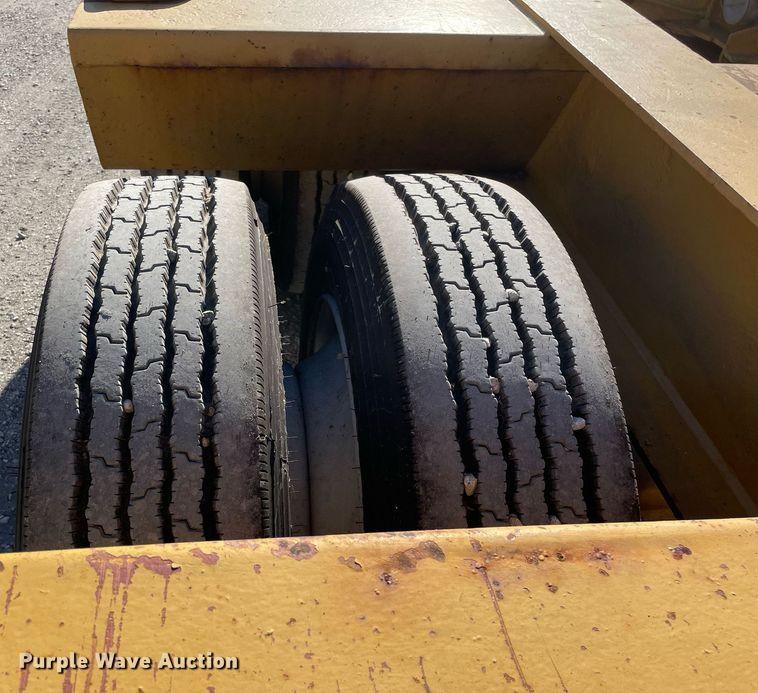 image for item DP0227 1991 Trail King TM100MDG-483  lowboy equipment trailer