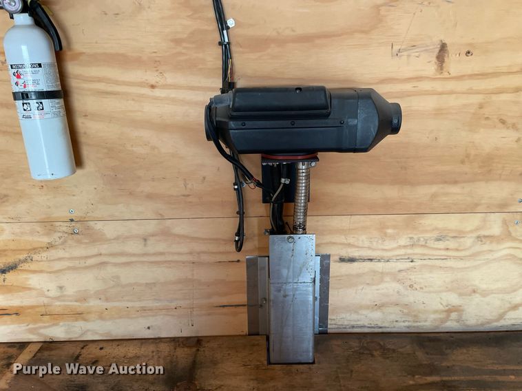 image for item DP0235 2010 Ford F550  box truck