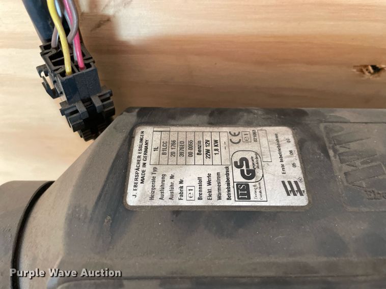 image for item DP0235 2010 Ford F550  box truck