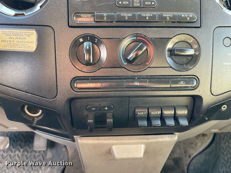 image for item DP0235 2010 Ford F550  box truck