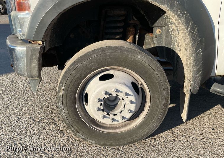 image for item DP0235 2010 Ford F550  box truck