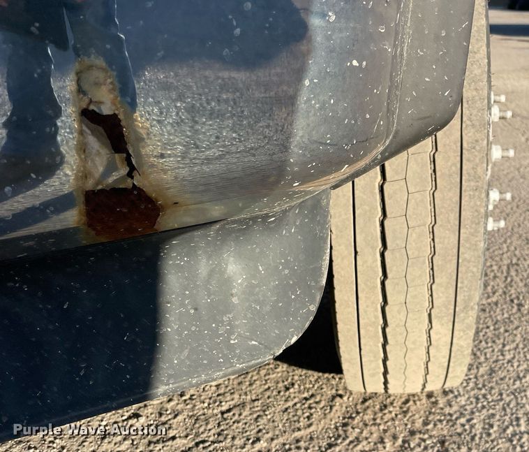 image for item DP0235 2010 Ford F550  box truck