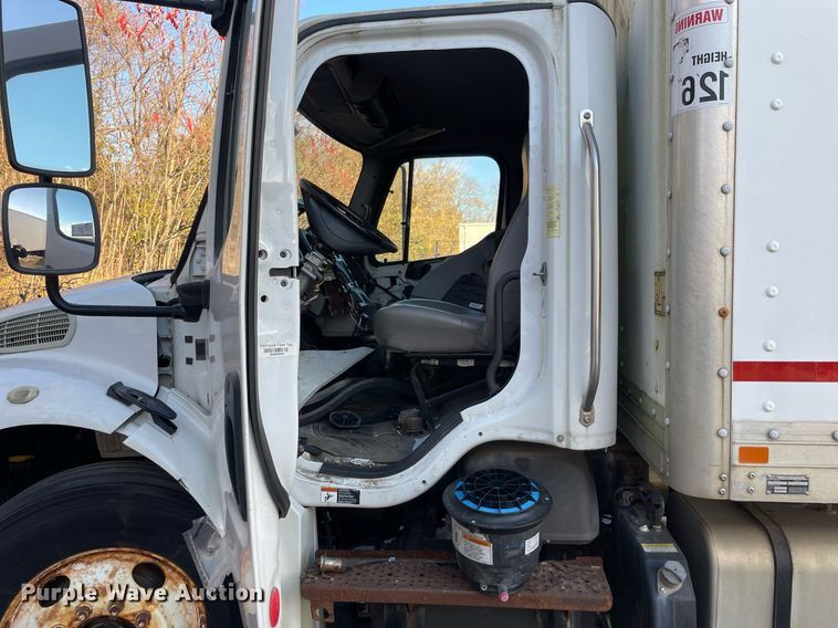 image for item DP0236 2012 Freightliner M2 Business Class  box truck