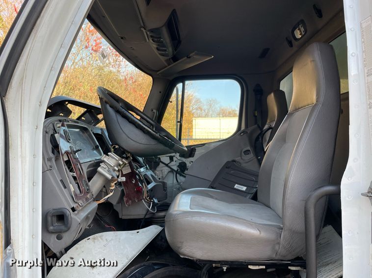 image for item DP0236 2012 Freightliner M2 Business Class  box truck