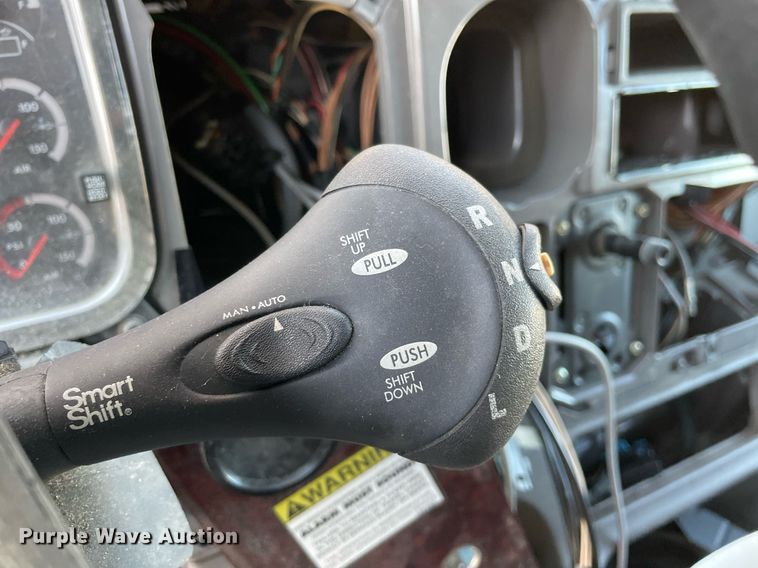 image for item DP0236 2012 Freightliner M2 Business Class  box truck