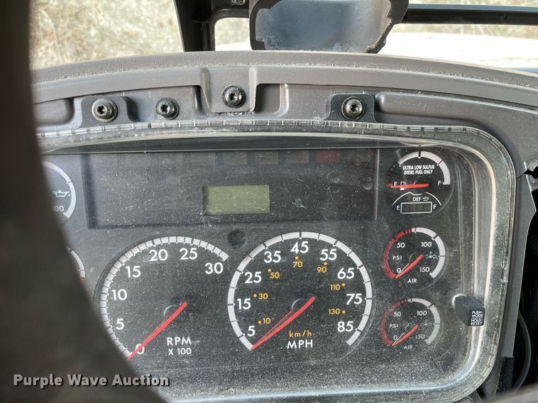 image for item DP0236 2012 Freightliner M2 Business Class  box truck