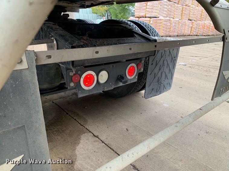 image for item DP8727 2013 Mack CHU613  semi truck