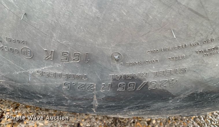 image for item DP8728 2007 Mack CL733  semi truck