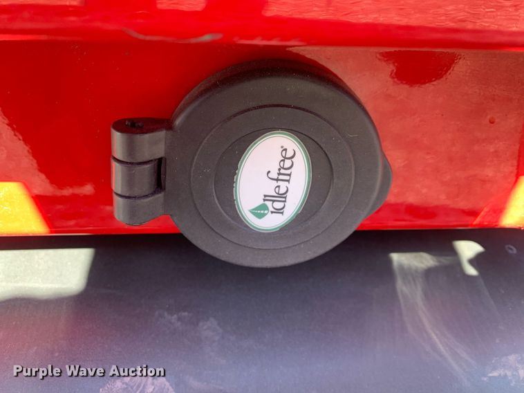 image for item DP8736 2016 Kenworth T680  semi truck