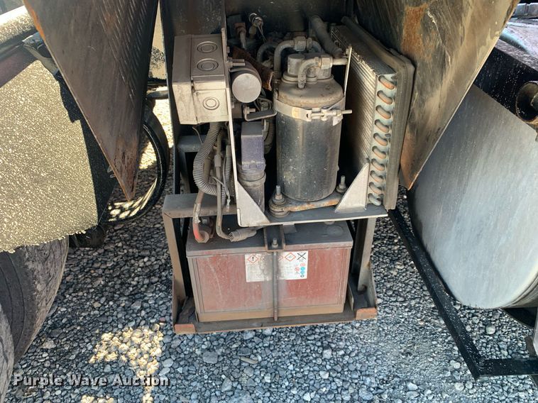 image for item DP8736 2016 Kenworth T680  semi truck