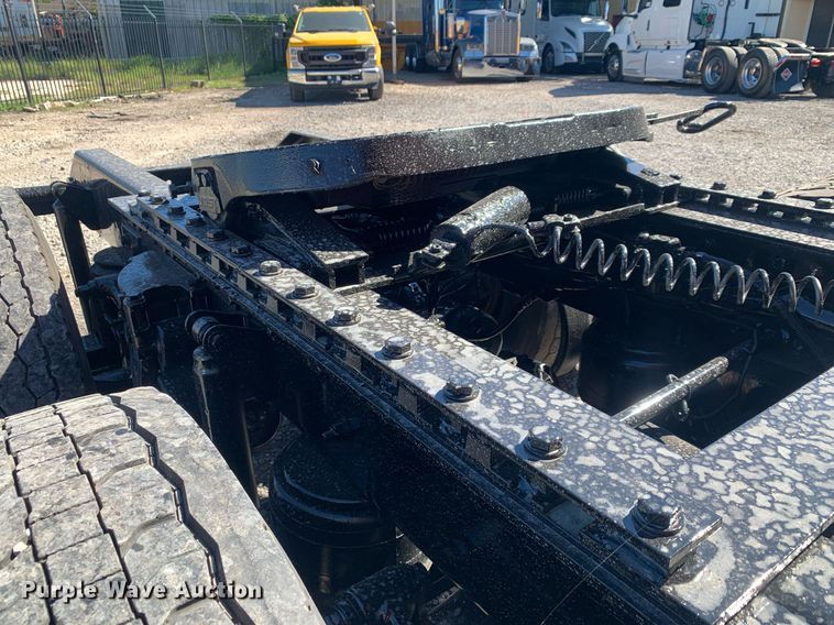 image for item DP8736 2016 Kenworth T680  semi truck