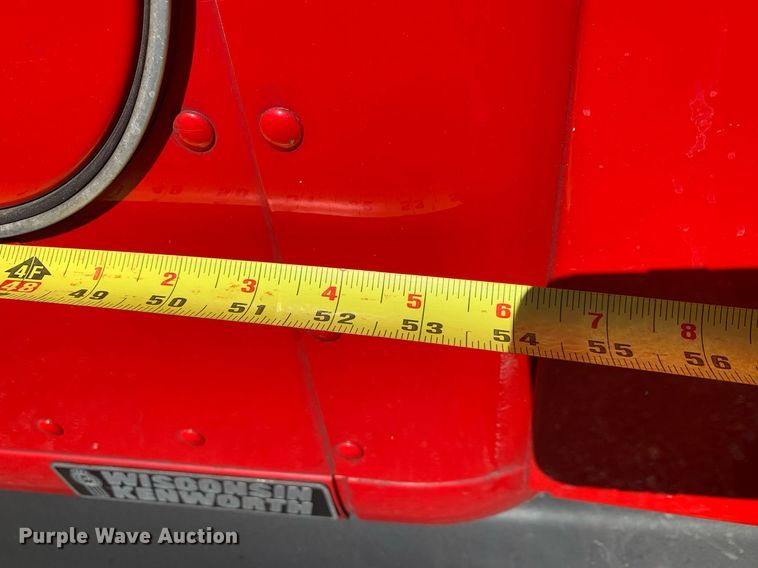 image for item DP8736 2016 Kenworth T680  semi truck