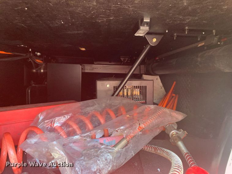 image for item DP8736 2016 Kenworth T680  semi truck