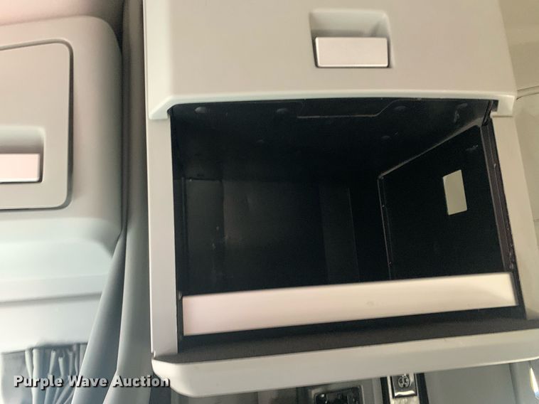 image for item DP8736 2016 Kenworth T680  semi truck