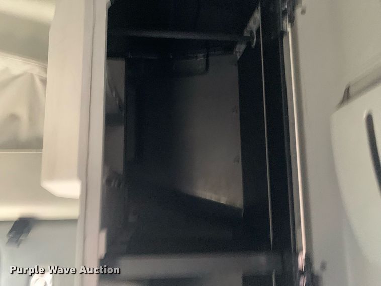 image for item DP8736 2016 Kenworth T680  semi truck