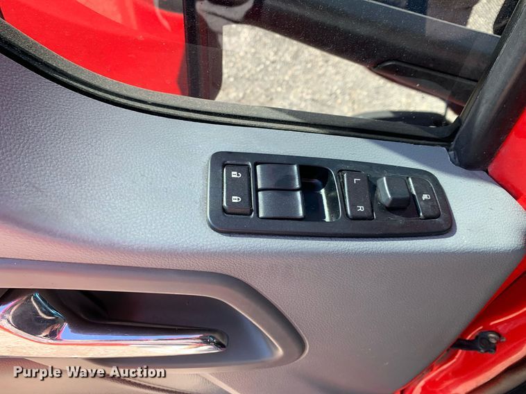 image for item DP8736 2016 Kenworth T680  semi truck