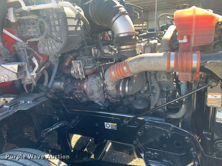 image for item DP8736 2016 Kenworth T680  semi truck