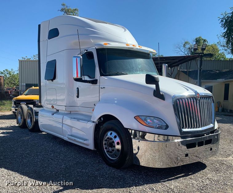 image for item DP8737 2020 International LT625  semi truck