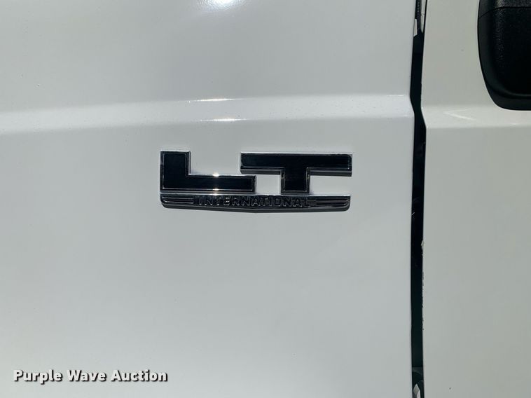 image for item DP8737 2020 International LT625  semi truck