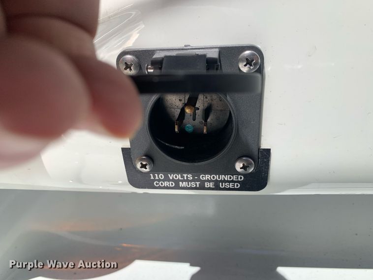 image for item DP8737 2020 International LT625  semi truck