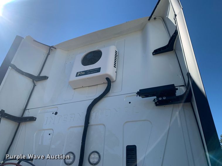 image for item DP8737 2020 International LT625  semi truck