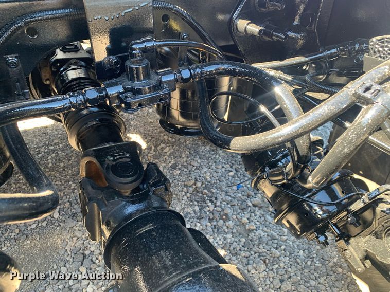 image for item DP8737 2020 International LT625  semi truck