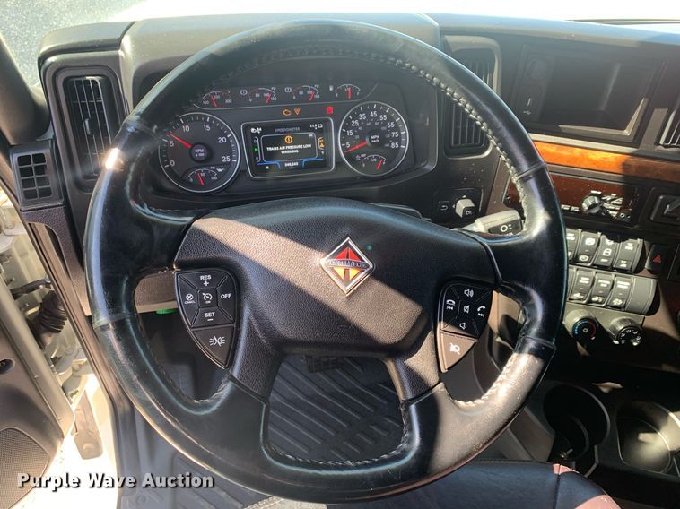 image for item DP8737 2020 International LT625  semi truck