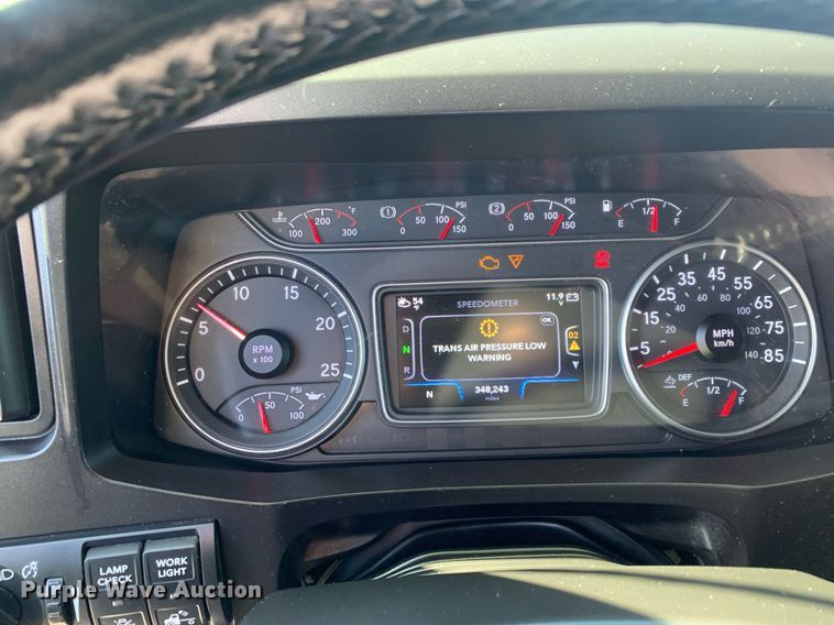 image for item DP8737 2020 International LT625  semi truck