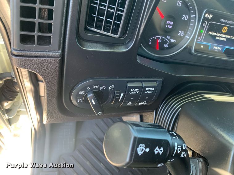 image for item DP8737 2020 International LT625  semi truck