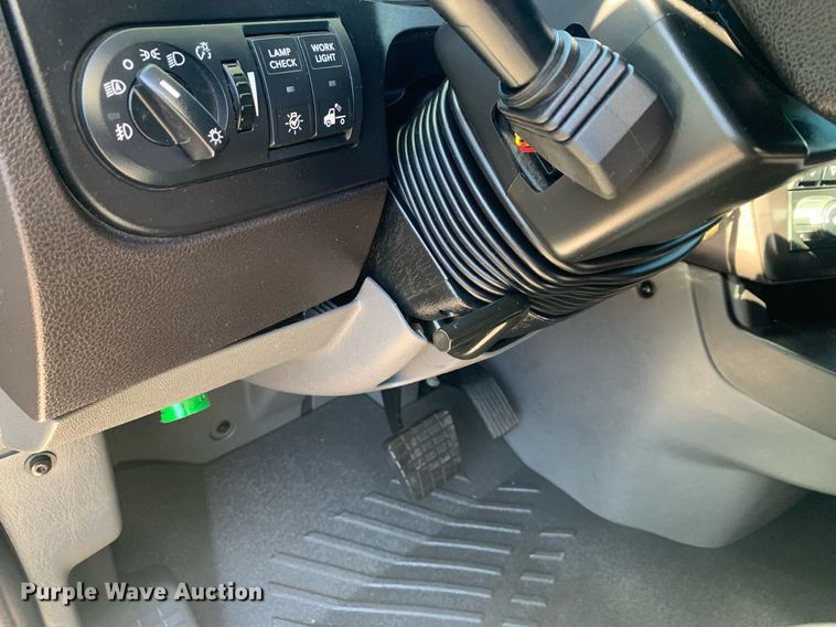 image for item DP8737 2020 International LT625  semi truck