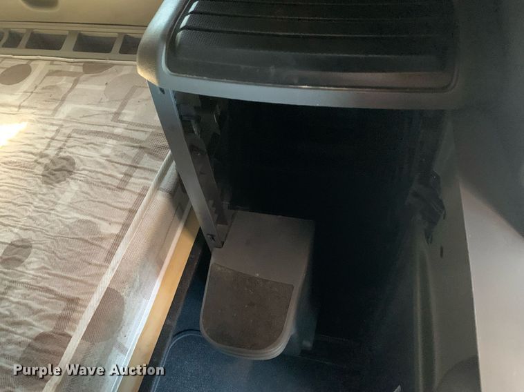 image for item DP8737 2020 International LT625  semi truck