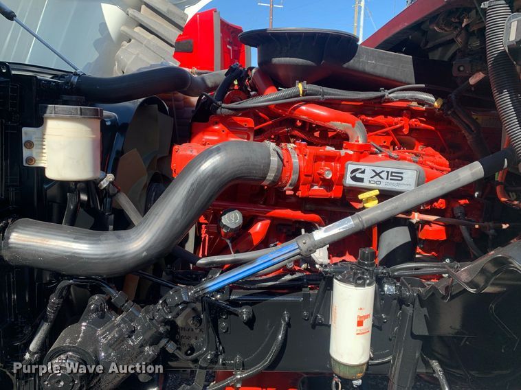 image for item DP8737 2020 International LT625  semi truck