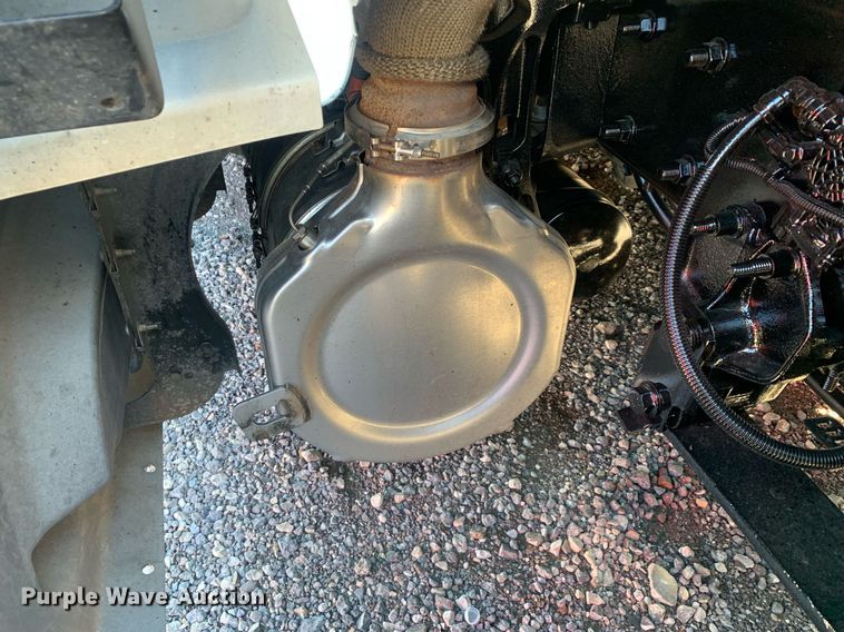 image for item DP8737 2020 International LT625  semi truck