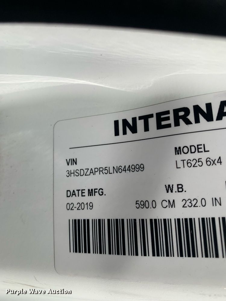 image for item DP8737 2020 International LT625  semi truck