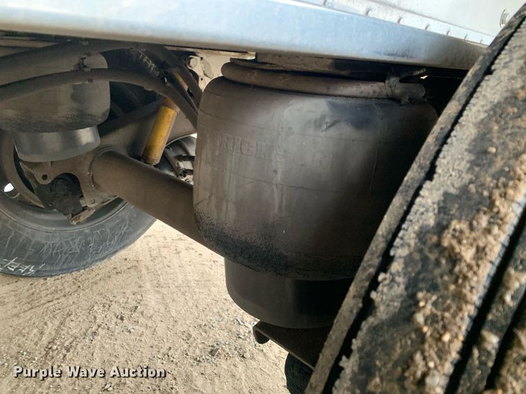 image for item DP8743 2006 Manac AAF-48  flatbed trailer