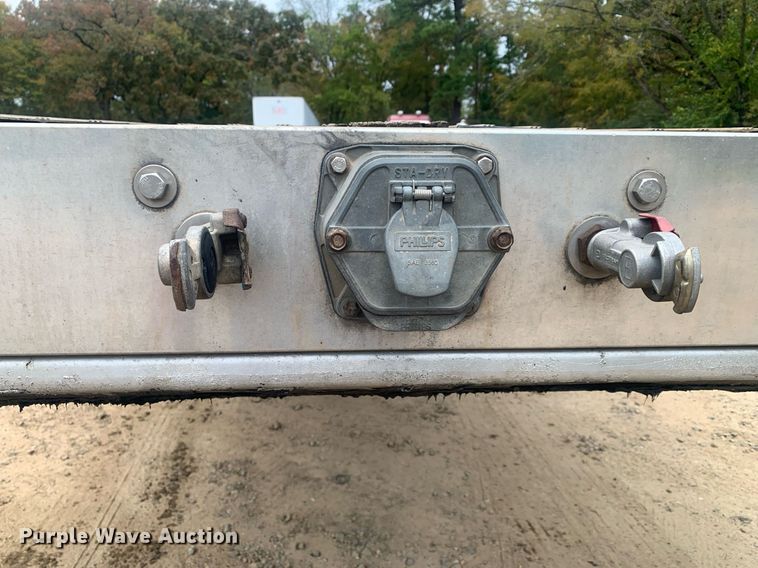 image for item DP8743 2006 Manac AAF-48  flatbed trailer