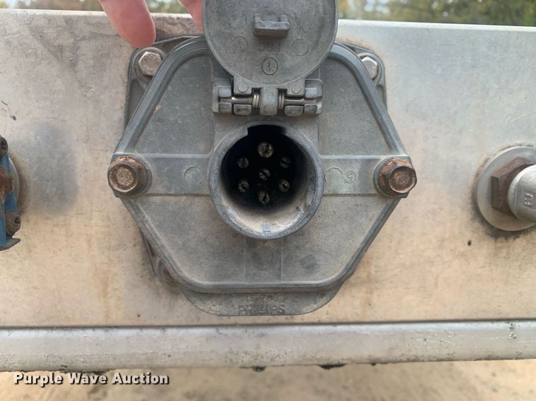 image for item DP8743 2006 Manac AAF-48  flatbed trailer