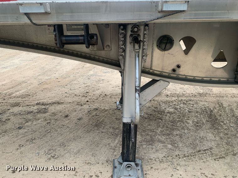 image for item DP8743 2006 Manac AAF-48  flatbed trailer