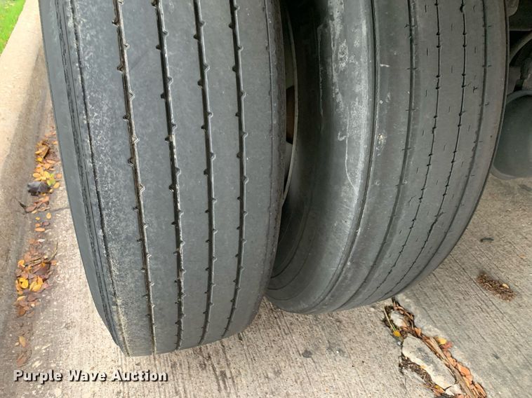 image for item DP8746 2001 Wabash DVCVHPC  dry van trailer